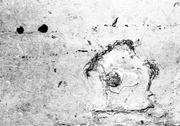 Beda - L’esthétique de l’usure. Fragment, trace urbaine, mur effrité témoignent du passage du temps tout en révélant la beauté des choses imparfaites