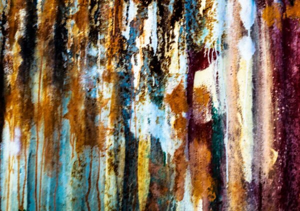 L’esthétique de l’usure. Fragment, trace urbaine, mur effrité témoignent du passage du temps tout en révélant la beauté des choses imparfaites