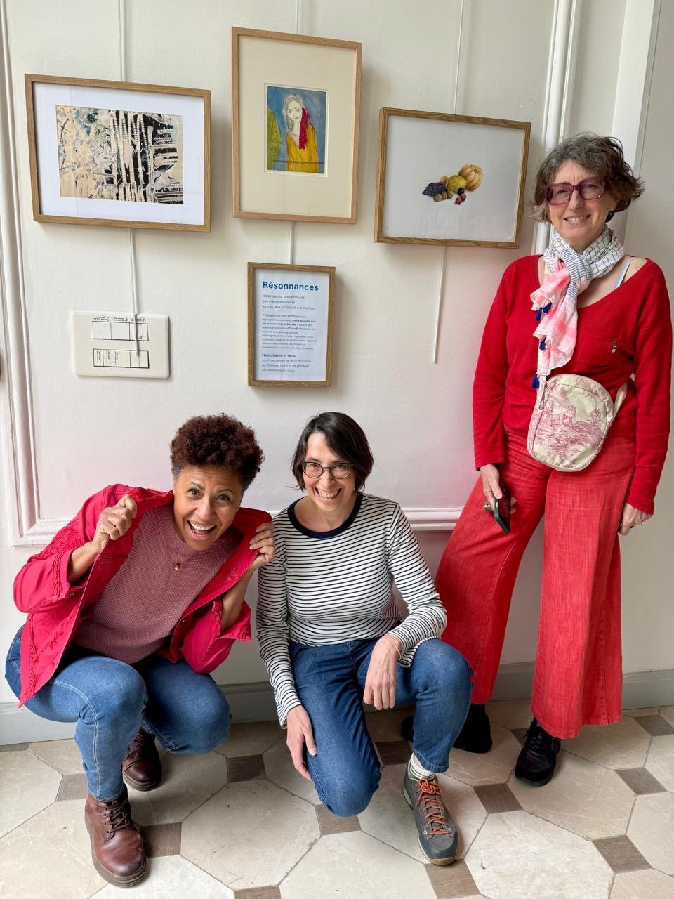 Le trio d'artistes Maïté, Cécile et Tania